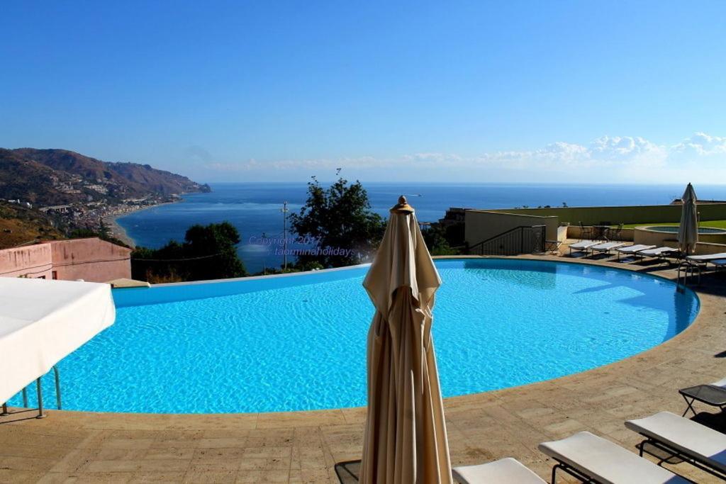 Taormina Lux & Elite Apartments - Taormina Holidays Exterior foto