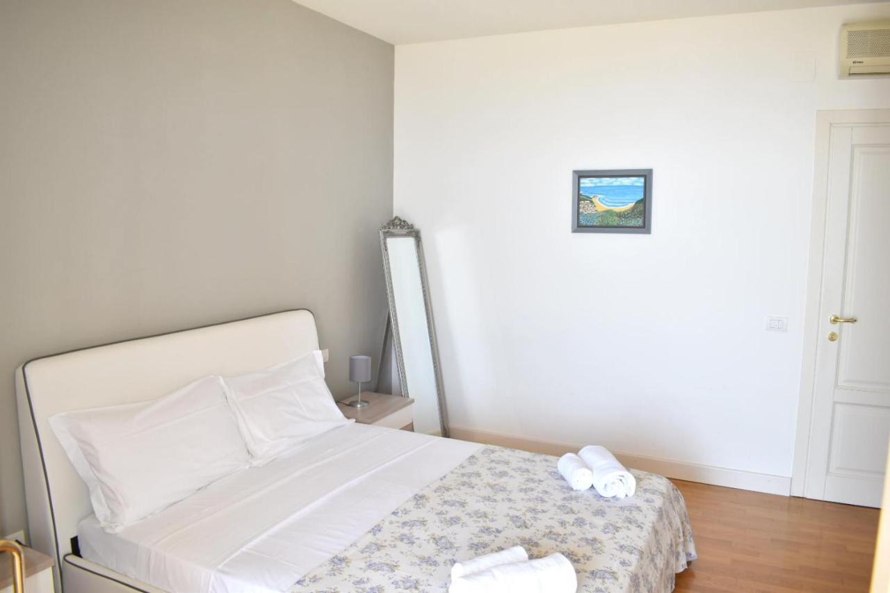 Taormina Lux & Elite Apartments - Taormina Holidays Exterior foto